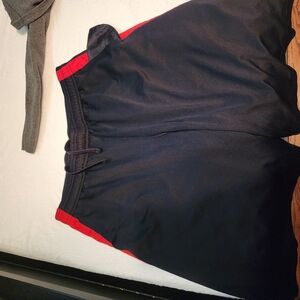 Tek Gear Men's Black and Red Shorts
